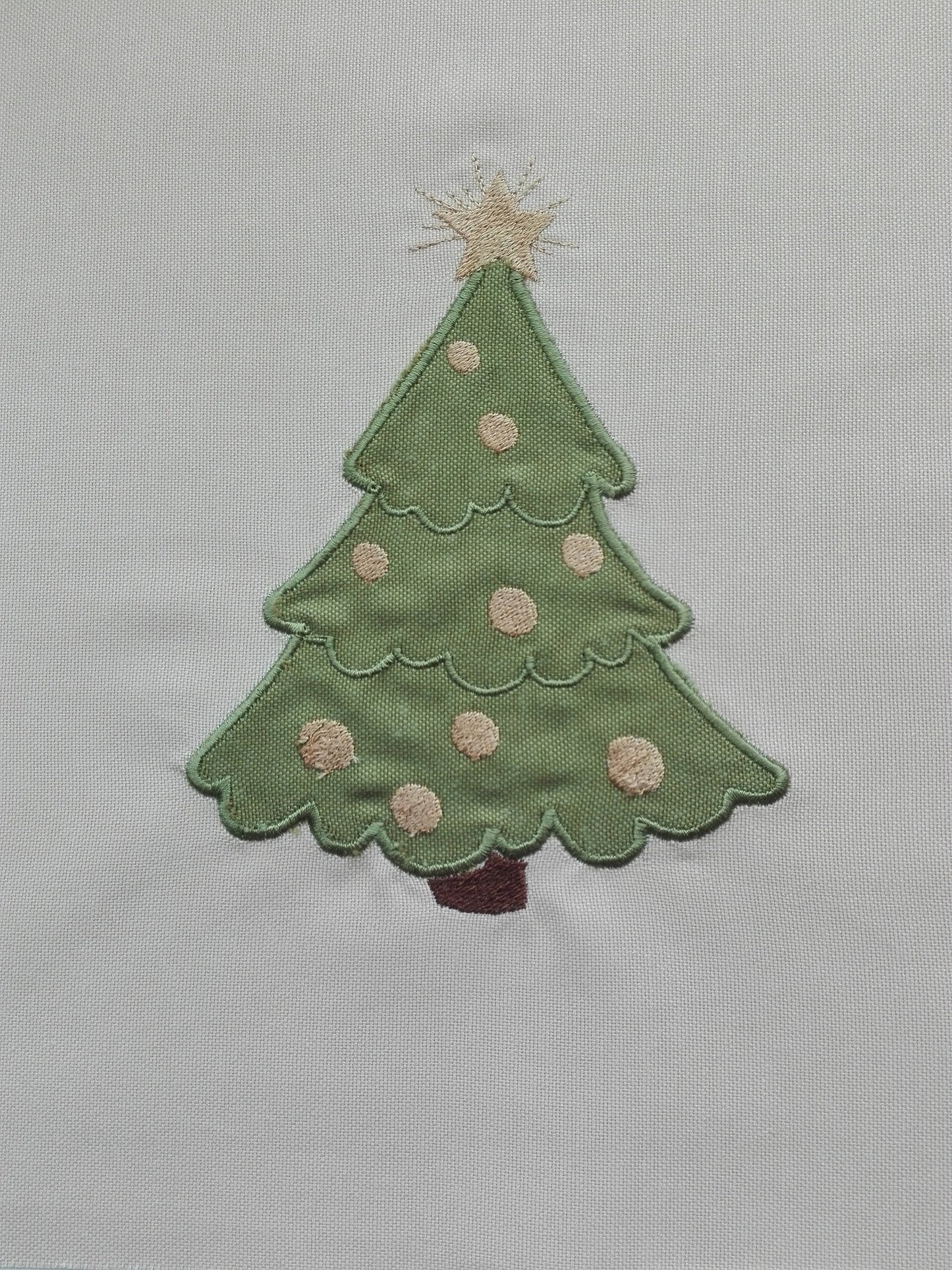 Christmas tree applique. Machine embroidery design
