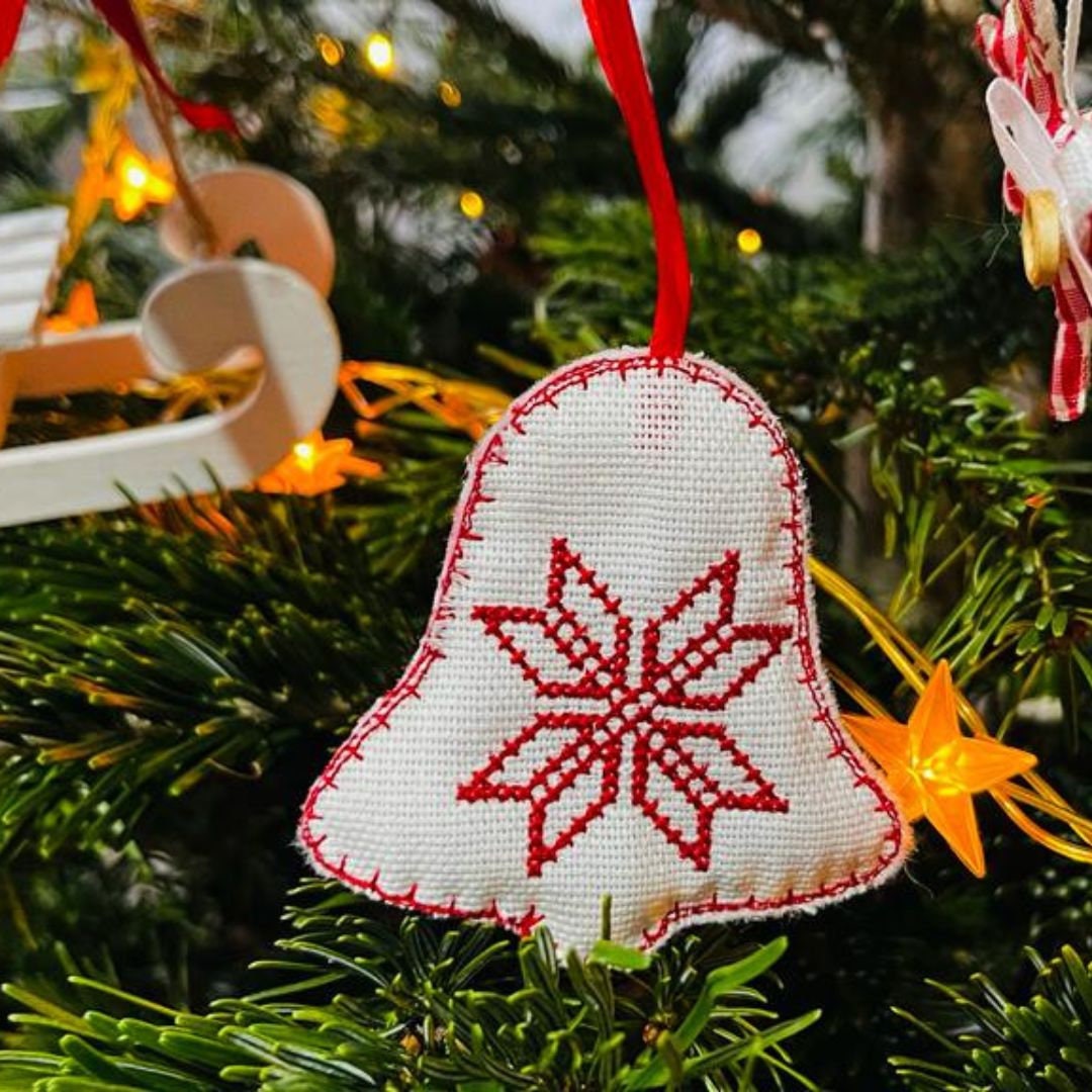 Christmas bell ornament. Machine embroidery design. In the hoop designs