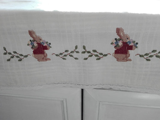 Easter bunny. Machine Embroidery design and PDF pattern for hand embroidery.