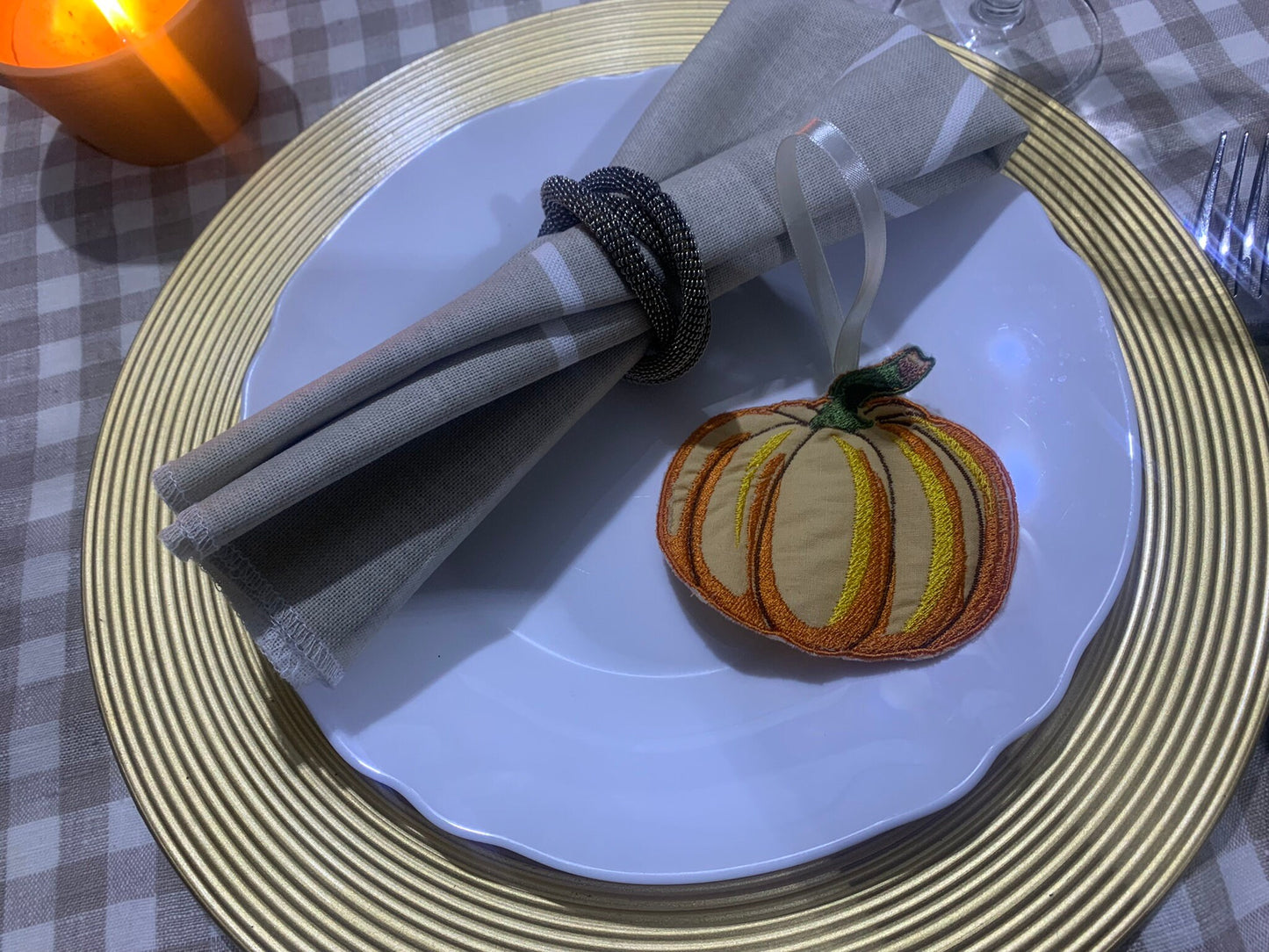 Pumpkin.  Thanksgiving ornament ITH.  Machine embroidery design.